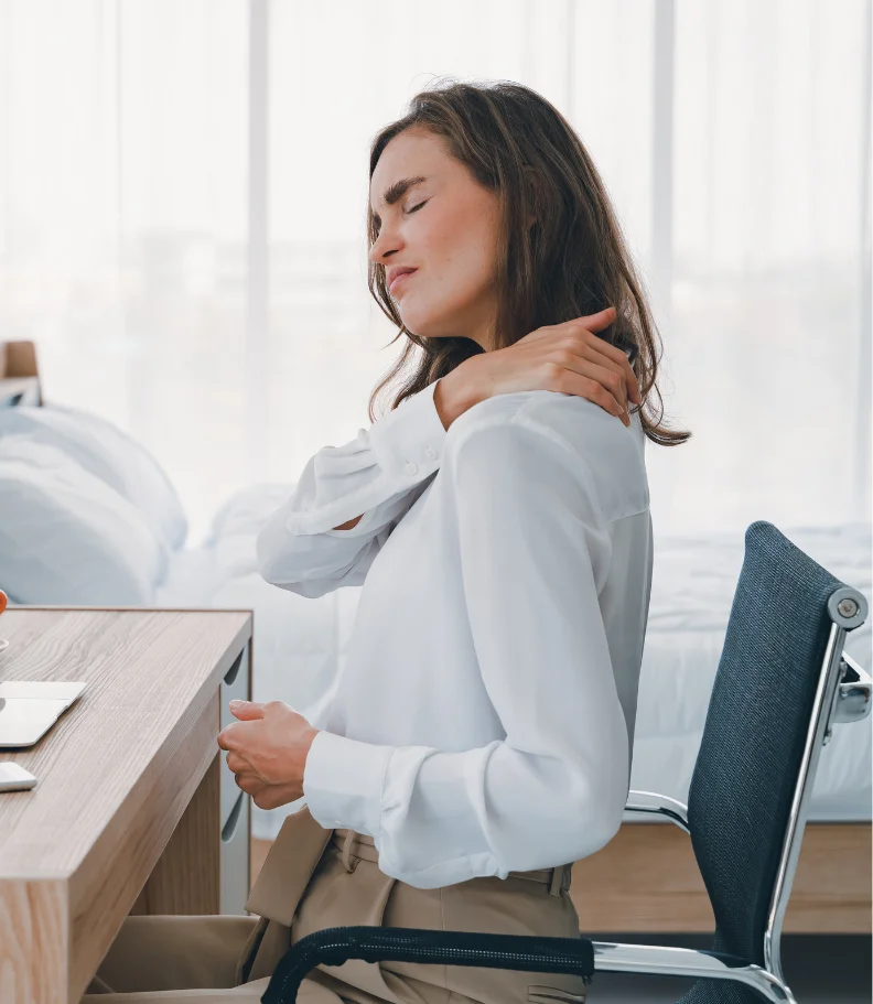 woman with neck pain in Boone IA
